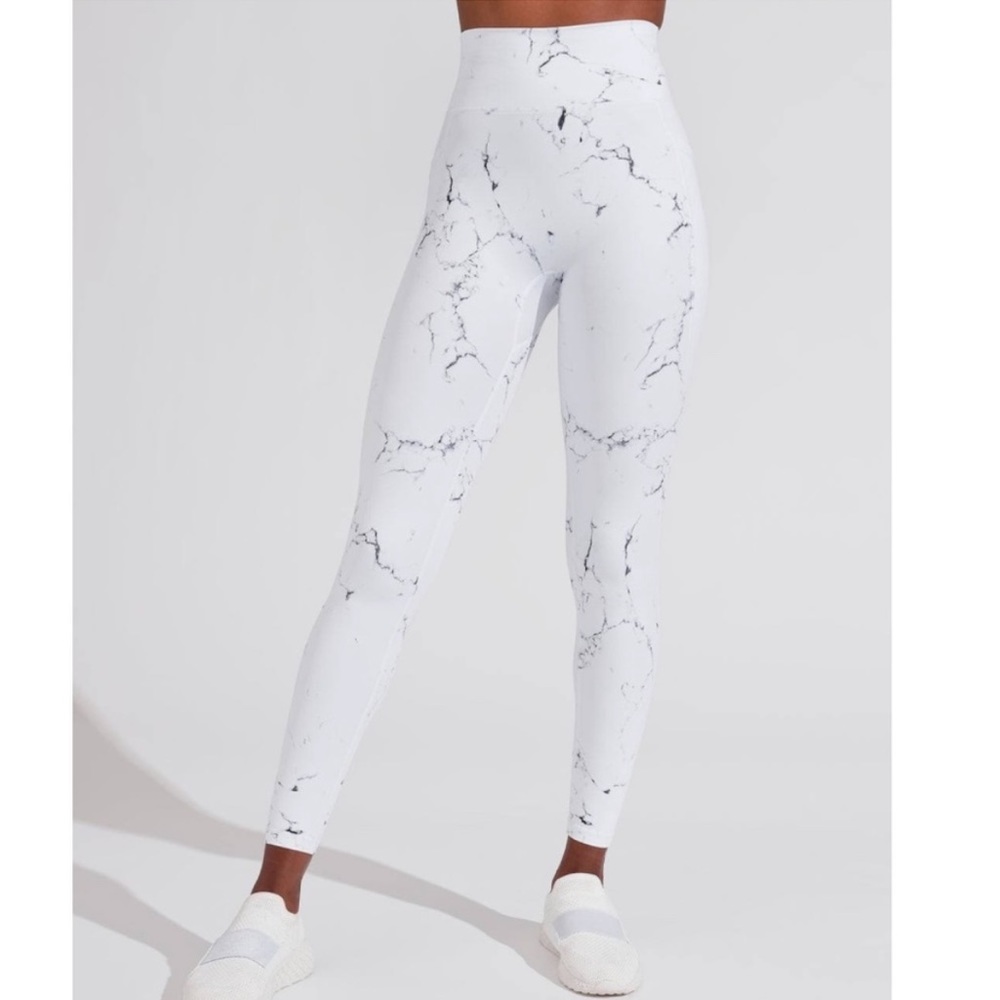 BuffBunny White Marble Leggings